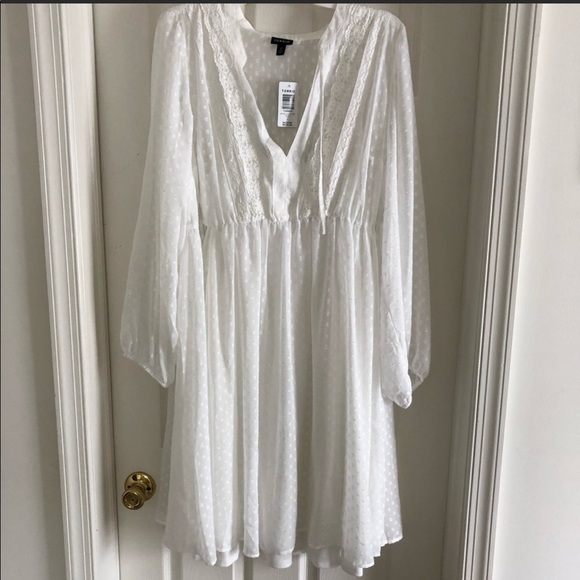 torrid Dresses & Skirts - Torrid textured white dress